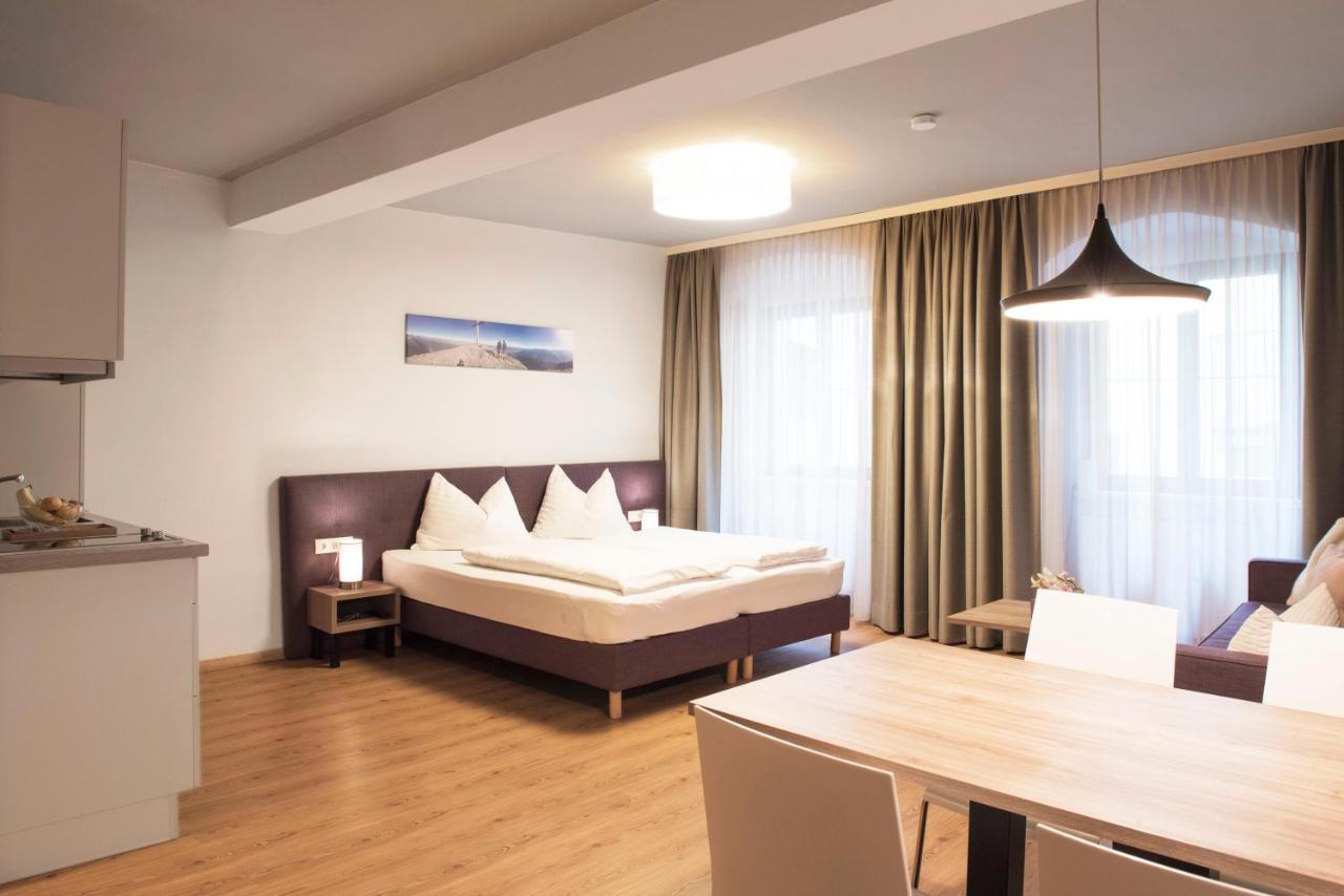 Daxburg Apartments Innsbruck Bagian luar foto